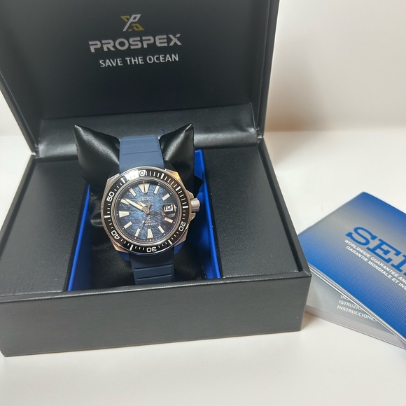 Seiko PROSPEX - Save The Ocean Manta Ray Edition SRPF79K1 - Picture 5 of 5